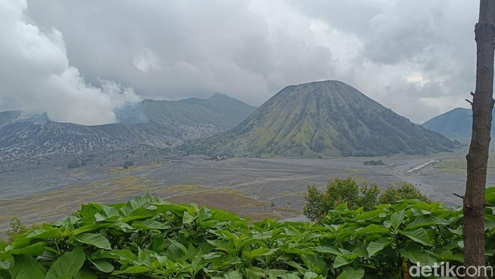 Aktivitas Wisata Gunung Bromo Ditutup Sementara saat Peringatan Yadnya Kasada 2026