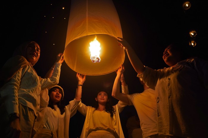 Tradisi Busana Putih di Festival Lampion Borobudur Punya Makna Mendalam, Bukan Sekadar Aturan Acara