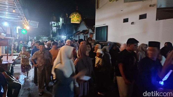 Turis Jerman Ikut Takbiran Keliling di Bali, Suasana Kebersamaan Jadi Sorotan